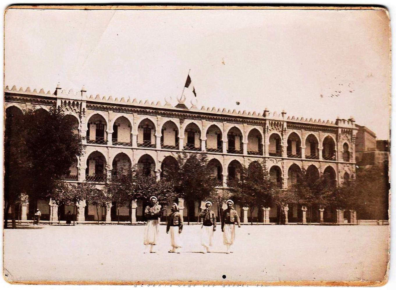 101-Tirailleurs a Mostaganem.jpg